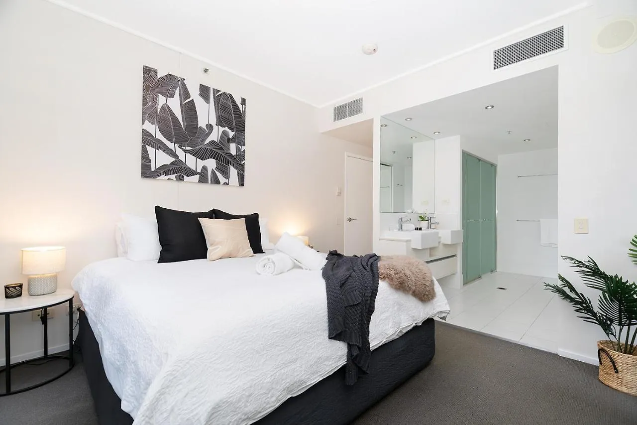 Amazing River View - 3 Bedroom Apartment - Brisbane Cbd - Netflix - Fast Wifi - Carpark 0*,  Australia